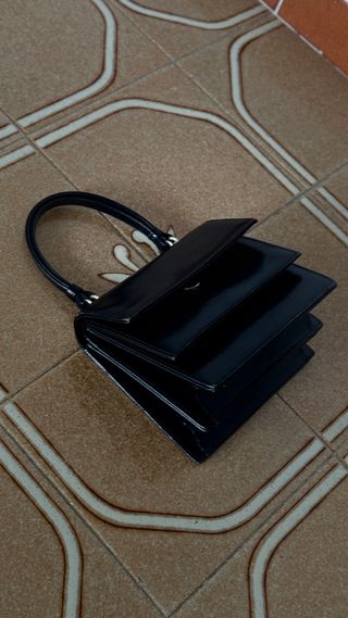 Bolso negro de mano vintage