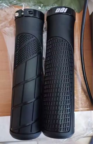 Puños ODI Negro MTB bicicleta