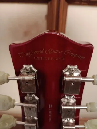 Guitarra Tanglewood SG Roja