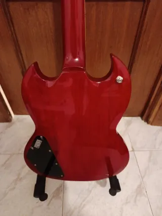 Guitarra Tanglewood SG Roja