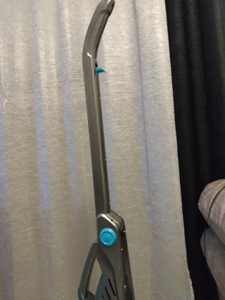 Aspiradora Cecotec 25.9V Sin cable, recargable.