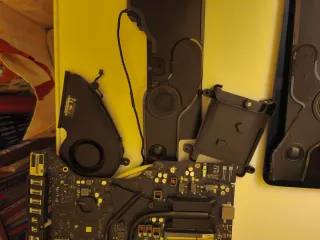 Imac 21,5, del 2013 para recambios.