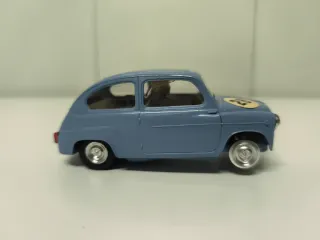 Triang Scalextric Seat 600 TC-600