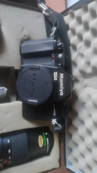 Cámara Mamiya Analógica Negra