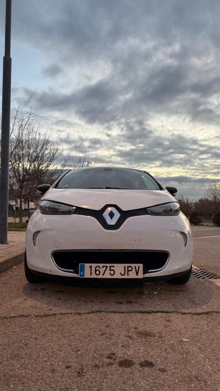 Renault ZOE Bateria en propiedad, con golpe traser