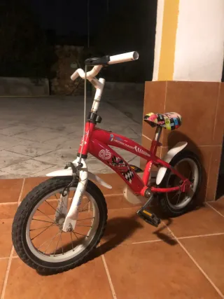 Bicicleta Infantil Rayo McQueen Roja