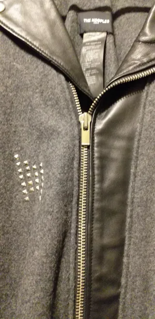 Poncho Les COOPLES PARIS estilo cazadora