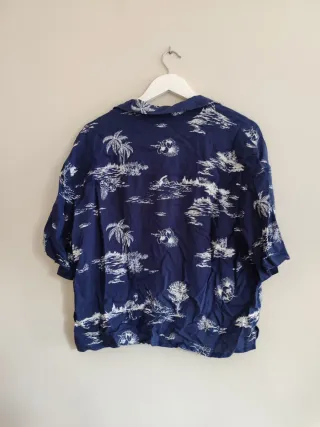 Camisa Hawaiana Azul y Blanca Talla M