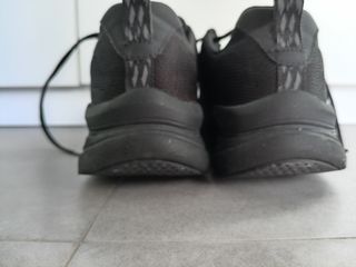 Skechers Air-Cooled WATERPROOF. Talla 36.