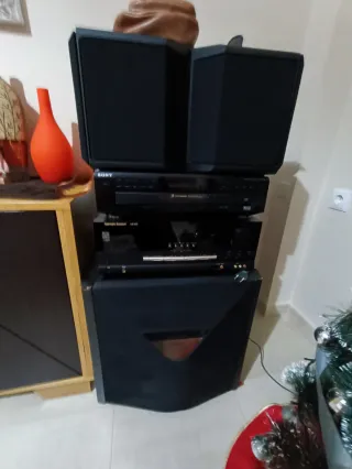 Equipo de música negro