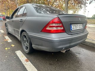 Mercedes-Benz C32  AMG 2002