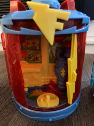 Superthings Base Secreta Kazoom