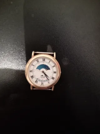 Reloj Lotus Quartz Antiguo Dorado y Blanco