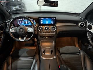 Mercedes-Benz GLC 300de Coupé AMG 2021