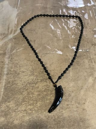 Collana ossidiana nera con ciondolo
