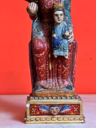 Talla Virgen S.XX Estilo Románico