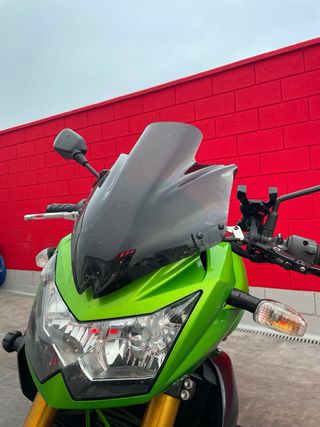 Kawasaki Z750 Verde y Negra