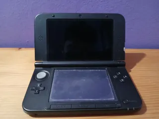 Nintendo 3DS XL Negra + Accesorios