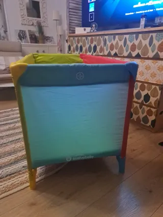 Cuna de viaje con colchón