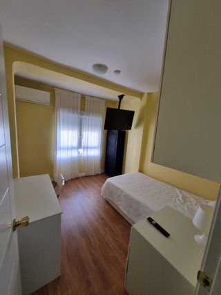 SE ALQUILA HABITACIÓN PARA 1 PERSONA CORTE INGLES