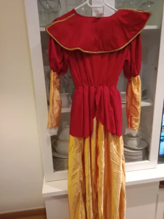 Disfraz Princesa Rojo y Amarillo Talla M.