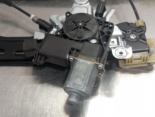 ELEVALUNAS DELANTERO IZQUIERDO OPEL INSIGNIA BERL