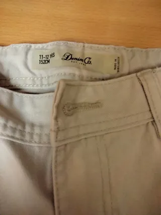 Pantalones niño color beige