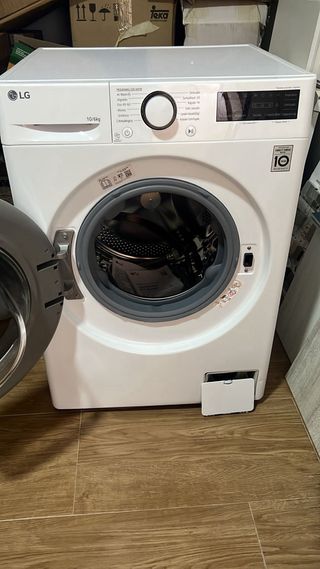Lavasecadora LG F4DR6010A0W 10/6kg 1400rpm