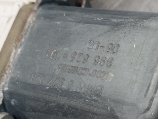 ELEVALUNAS DELANTERO DERECHO BMW SERIE 1 BERLINA