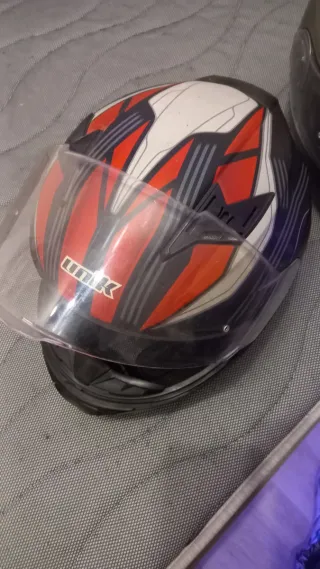 Casco de moto integral gris no se envia