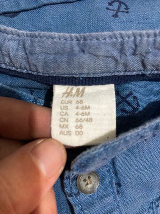 Camisa H&M azul anclas 4-6 meses