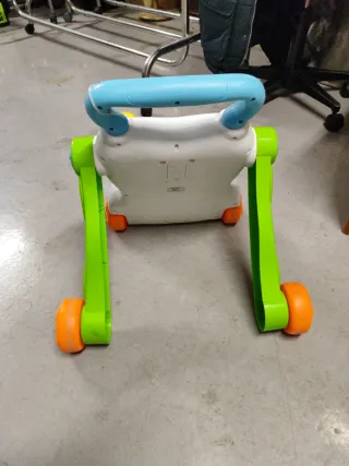 Correpasillos bebé con actividades