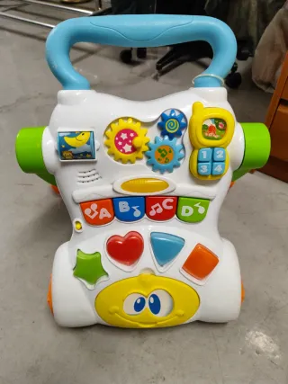 Correpasillos bebé con actividades