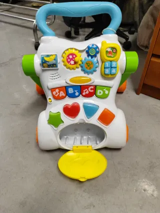 Correpasillos bebé con actividades