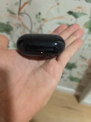 Samsung Galaxy Buds + Negros.