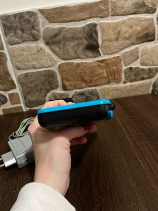 Nintendo 2DS XL Nero e Azzurro