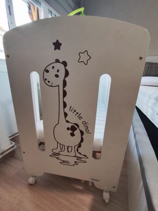 Cuna bebé blanca con colchón