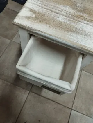 Mesita Noche Blanca Madera y Tela