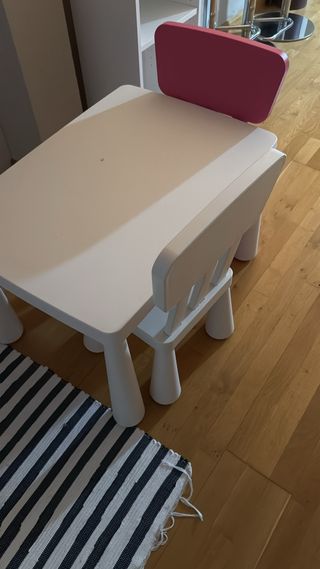 Mesa y Silla Infantil Blanca y Rosa