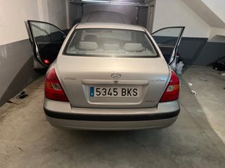 Hyundai Elantra 2002