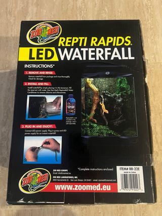 Fuente LED Repti Rapids Zoo Med nueva