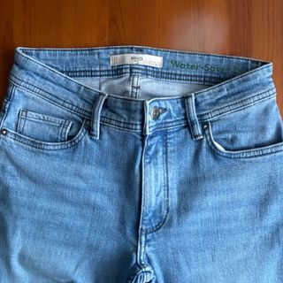 Pantalón vaquero Mango