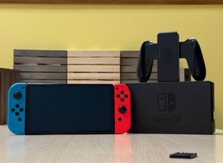 Nintendo Switch OLED Azul/Rojo