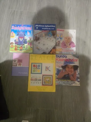 Revisttt Motivos infantiles punto de cruz, crochet