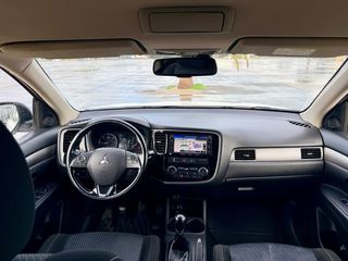 Mitsubishi Outlander 2.2 DI-D 150 cv 2016