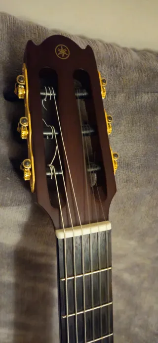 Guitarra Electroacústica Yamaha NTX 3