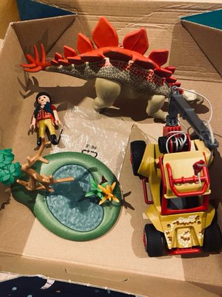 Playmobil 9432 Explorador con Estegosaurio