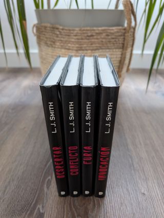 Lote de saga “Crónicas vampíricas”, de L. J. Smith