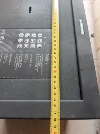 Caja Fuerte Metálica con Teclado Numérico