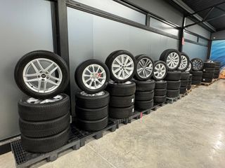 4 LLANTAS VOLKSWAGEN CON NEUMATICOS DE INVIERNO